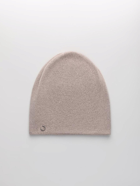 Шапка двойная с пухом енота PR 25005