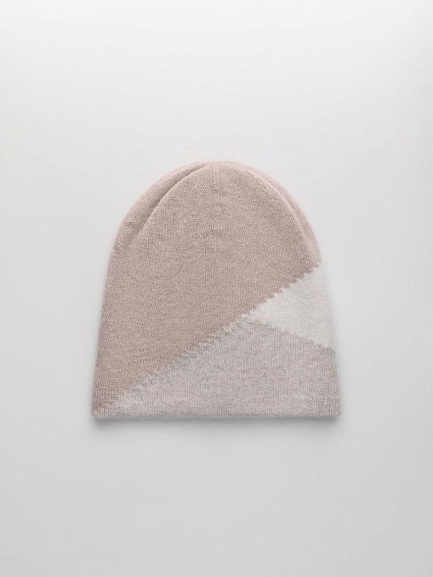 Шапка двойная с пухом енота PR 25003