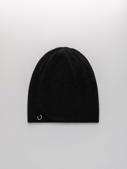 Шапка двойная с пухом енота PR 25005