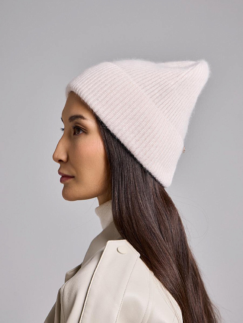 Шапка одинарная с пухом енота PR 25009